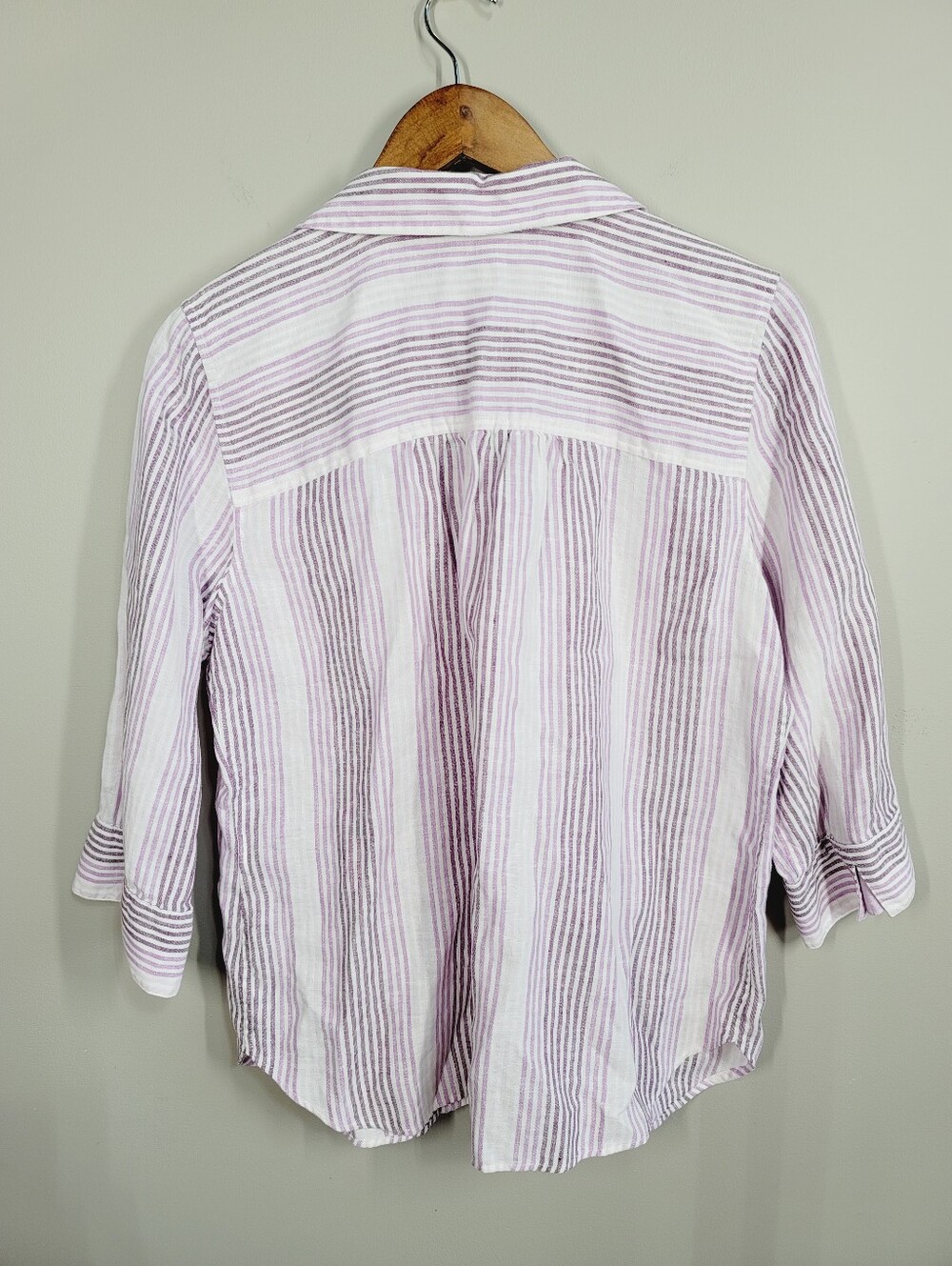 Chico's No Iron Plum Striped Linen Shirt, Size 1.5 (10) - Picture 5 of 5